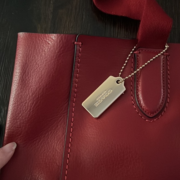 Coach Shoulder Bag - Picture 2 of 7